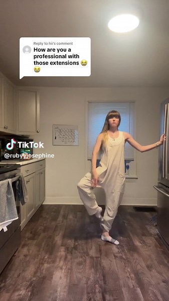 Replying to @hii everyone has their flaws I suppose😅😅 #professionaldancer #professionalballerina #ballettiktok #flaws