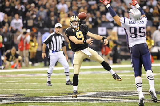 November 30th, 2009. Brees vs Brady. Monday Night Football. #9 went for 18/23 for 371 yards and 5 TDs in a 38-17 win over New England ⚜️ 🎥 NewOrleansSaints.com | New Orleans Saints