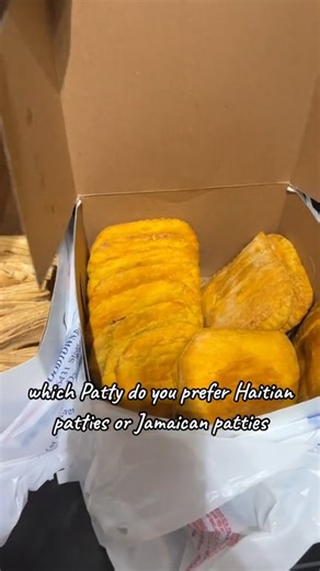Which patty do you prefer on any given day ! For me it’s 50/50 I LOVE PATTIES 🇭🇹🇯🇲 🎊 #haitianpatties #jamaicanpatty #haitianfood #jamaicanfood #caribbeanfood | Discover Haitian Cuisine