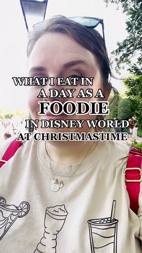Christmas Food Adventure at Disney World: What I Eat During Christmastime