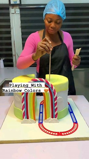 I've watched some videos about how this cake design can be achieved, I think I love this the most. Video Credit: @missbakemeacake #learncakes #cakedecoratingtutorial #traincakes #kiddiescakes #cakesforkids #caketrends #cakereels #naijabakers #worldbakers #explore | Learn Cakes and Baking