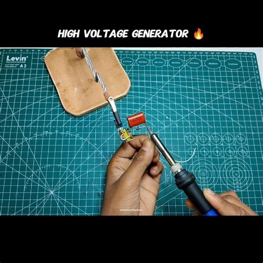 High Voltage Generator Kaise Banaen #highvoltagegenerator #trending #viral #diy
