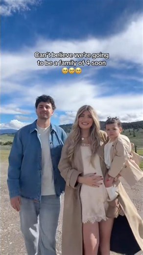 CAN'T BELiEVE WE'LL BE A FAMiLY OF 4 😭🥹 #shorts