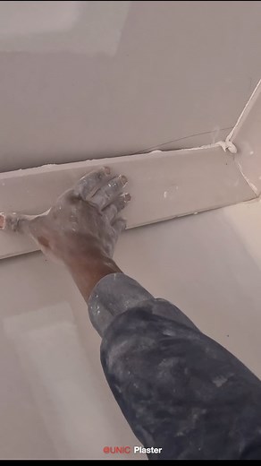 191K views · 708 reactions | This is how you complete FIX Wavy Crown Moulding/ Cornice In this video, I show you how to keep your cornice as well, as how I do my Cornice mitre ##unicplaster #cornice #doityourself #howtovideo #construction #newbuildjourney #homedesign #interiordesignidea #interior #plaster #wallandceilinglining #crownmoulding #ceilingdecor #drywalling #plasterer #australiancontractor #unique #howtoconstruction #plastering #handdone #letsgo | UNIC Plaster | Facebook