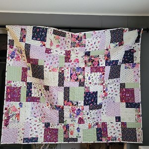 Patchwork Purple Flower Quilt - Etsy UK