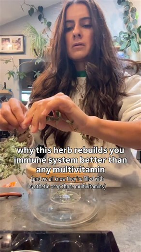 THE BEST HERB to strengthen the immune system and FEEDS the immune cells is THYME 🌿 THYME 🌿 also inhibitsthe bugs. When we have immune system problems. WE NEED things that inhibit the BAD guys whilst also rebuilding our immune system. Start with Thyme Tea 🌿or Thyme water 💧 This antiviral's main job is to destory viruses such as the flu, enterovriuses, novovirus and the whole gamut of the herpetic viruses that are responsible for autoimmune disease and Lyme disease. Thyme's ability to cross t