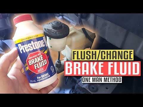 How To Bleed Your Brakes and Clutch by Yourself | DIY | Toyota Innova (2005-2015) Brake Fluid Change