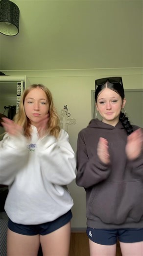 #izzyandsoph #fyp #dance