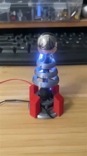 Mini Magnetic Coil Satisfying Sparks