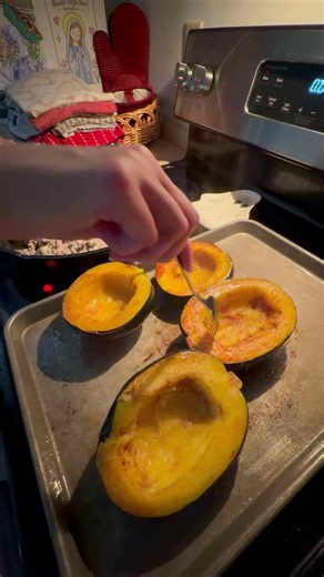 ✨ 🎃 Easy Acorn Squash Stuffed Squash 🙌🏼