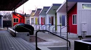 QSH Prefabricated SIP House 4-Rooms Bali-Style Container and Steel Prefab Villa for Office or Shop Use