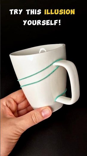 😱 The Rubber Band Trick That Looks Impossible! ✨ Magic Optical Illusion! #opticalillusion #magic