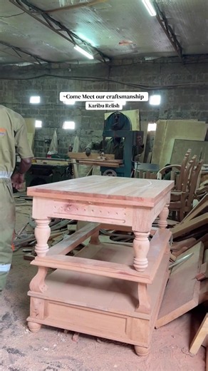 Kiln Dried Mahogany Coffee Table Set