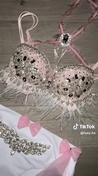 Firdt time making my own rave outfit💕 #fyp #foryou #foryoupage #diy #diyraveoutfit #veld2023 #raveoutfits