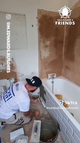 How To Create A Bath Access Panel👀#construction #homedecor #bathroom #fyp #foryou #viral #handy #home #revamp #bath #tiling #builder #satisfying #work