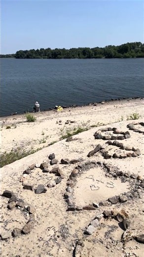 Kyiv Riverside Life 🇺🇦 | Beach #kyivvlog #Ukraine #TravelShorts #Sun #Fun