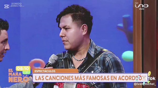 con otra #cazzu #cazzufans #cazzuoficial #conotra #conotracazzu interpretación en acordeon si gustas aprender contactame al 76192322