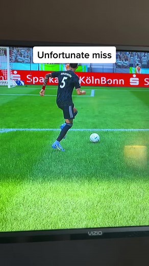 ‘Ave it you geezer #lfc #darwinnuñez #football #soccer