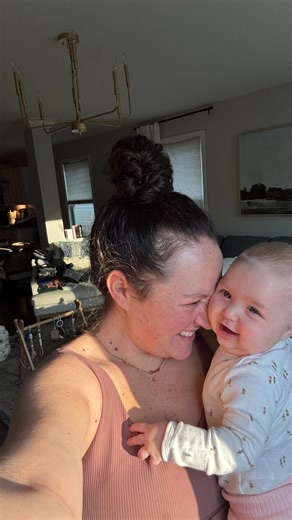 Rachel Luchs on Instagram: "Couldn’t ask for anything more💝 #newmom #sahm #bestgiftever #holidayseason #herfirstchristmas"