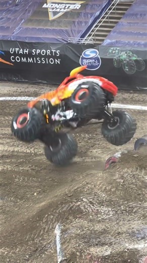 Monster Jam Pittsburgh El Toro Loco Successful Flip