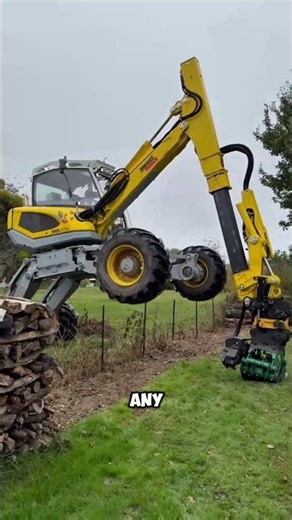 This Excavator Walks Like a Spider 😱