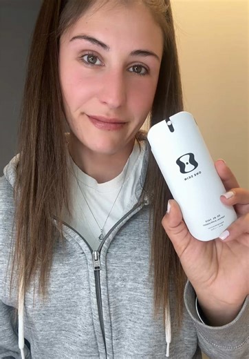 I’ve been testing out the OS-01 Face Topical Supplement and I can say so far I am loving how it is making my skin feel and look. When I apply this, my skin immediately looks and feels softer and is super hydrated! What I love about @One Skin is that the company is owned by females that are also scientists that have developed Skincare that focus’s on longevity to improve overall skin function and healthspan, not just reverse signs of aging! If you want to check it out I’ve linked it above!⬆️ #one