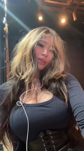 Cuteness overload, proceed with caution! 🥰 ～ #CuteVibes #GlamGirl #FunTikTok #SparkleAndShine #SweetiePie