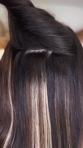 POV: 20” of hair extensions make all the difference 😍🙌 @holliemina1 adds volume and bounce to her natural hair using a mix of 20” Nano Ring and Tape-In hair extensions in the shades ‘Darkest Brown’ and ‘Espresso Melt Balayage’ 🔥 The results are stunning⚡ | Cliphair Extensions