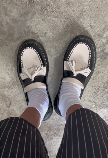 Stylish Loafers Outfit Ideas for Every Occasion