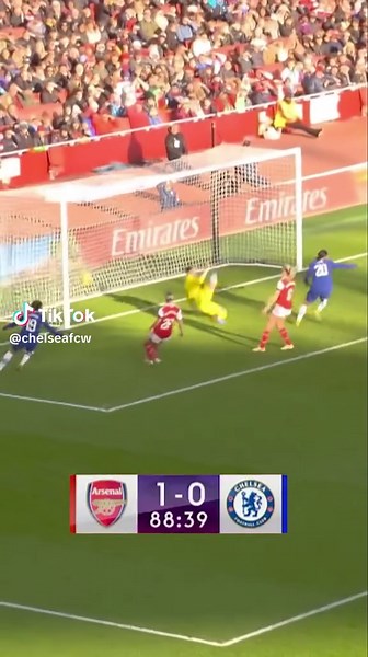 Sam Kerr's Last-Minute Equaliser Shines at Emirates