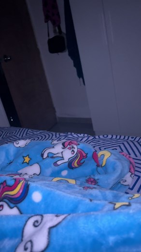 ¿Por qué mi gato está amasando? Significado de gatos amasando