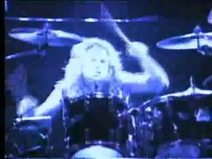 Skid Row - In a Darkened Room [Legendado] | Rock and Roll