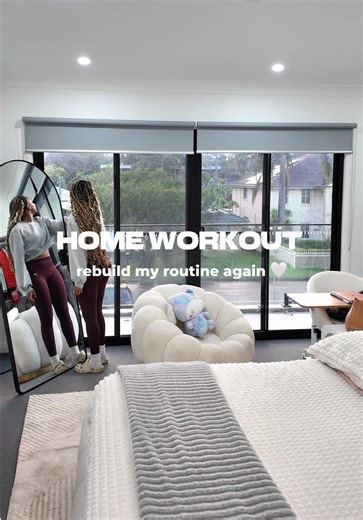 lately i’ve been trying to rebuild my routine again 🤍 with everything life has been throwing at us recently, working out consistently hasn’t been the easiest… so this honestly came at the perfect time 🥹 i’ve been using the YESOUL G1M Plus Bike to slowly get back into movement from home, and i genuinely love how easy and interactive the experience feels. one of my favourite features is the free unlimited screen mirroring, so i can mirror workouts from YouTube and other fitness apps straight ont