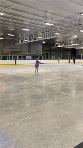 ⛸️Have you made a trip to Bode Ice Arena / Bode Sports Complex lately? Communications Intern Annelise Forney takes a trip to the arena to showcase some of the fun you may be missing. For more information about upcoming events or to book a party, visit https://bit.ly/SJBodeIceArena or call 816-271-5506. | City of St. Joseph, MO Government