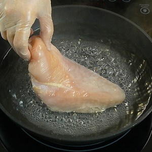 3M views · 6.2K reactions | Dip the chicken in boiling water! | Ana's Recipes | Facebook