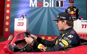 【红牛F1】塔炮喜提新车! | 塔炮&佩大师的问答测试 | 半机翻CC | Mobil 1 The Grid