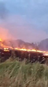 Vazhdojnë zjarret në Penuh të Podujevës, banorët presin ndihmën e zjarrëfiksëve Front Online ju sjell pamje 👇 | Front Online