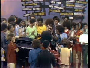 Stevie Wonder - Soul Train Song - Soul Train | Avant Garde Music