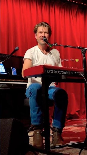 Front Row with Taylor Hanson in LA 🎶 A Full-Circle FRQ Moment 👑