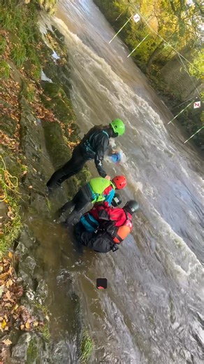 Awesome morning at Llandysul Paddlers Canoe Centre and Club , river levels were a bit high for the youngsters so a bit of fun water safety and rafting 👌🏻💪🏻🏴󠁧󠁢󠁷󠁬󠁳󠁿🔥🌳 | Adventure Bushcraft Wales