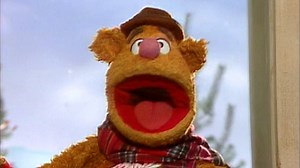 As we begin December, it's only appropriate to remind you, "Be careful of the icy patch!" 🎵 Listen: http://bit.ly/muppetchristmas2019 #Muppet25DaysOfChristmas #AMuppetFamilyChristmas | Muppet Central