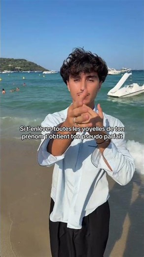 Si t'enlèves toutes les voyelles de ton prénom t'obtient ton pseudo parfait