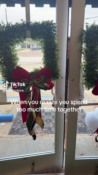 Oops! 🤣💚🤩 #twining #workbestie #trending #pantsstore #ootd | pants