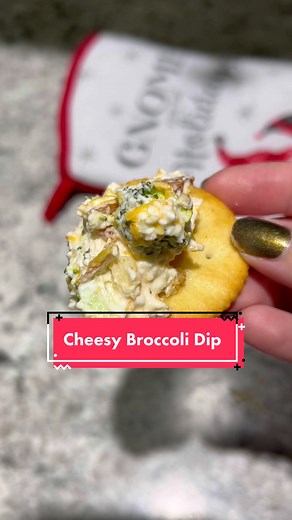 Cheesy Broccoli Dip Recipe: Easy & Delicious!