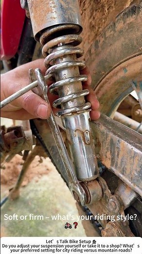 Rear Shock Adjustment – Dialing In Your Ride for Better Handling 🏍️🔧