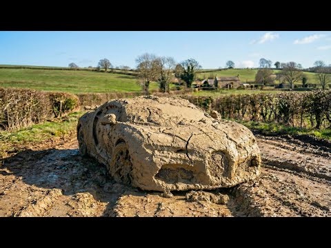 Washing The Dirtiest Bugatti Chiron Ever 😳 | Full Exterior Detailing #bugatti #deepcleaning #cars