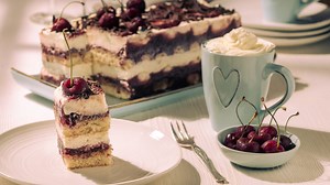 Leckerers Kirsch-Tiramisu ohne Ei | Rezepte-SilkesWelt.de