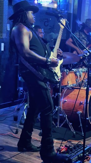 Amazing sounds by Kings Chambers #band #livemusic #explore #foryourpage