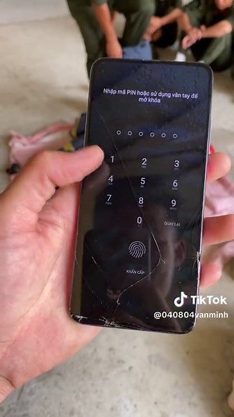 Câu chuyện hài hước về Airdrop và nhận diện trên TikTok