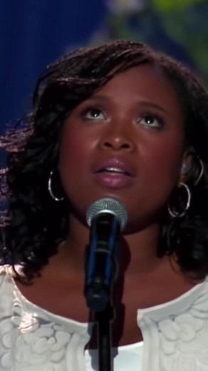 Jennifer Hudson Performs 'Will You Be There' at Michael Jackson's Funeral